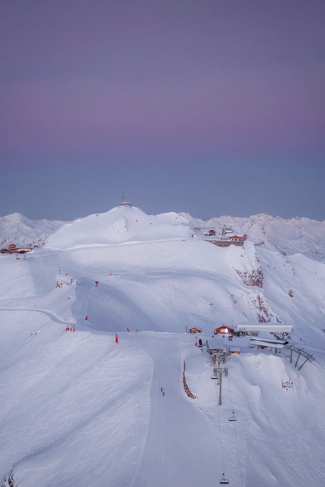 Courchevel-Courchevel Tourisme Sonnenuntergang hochkant