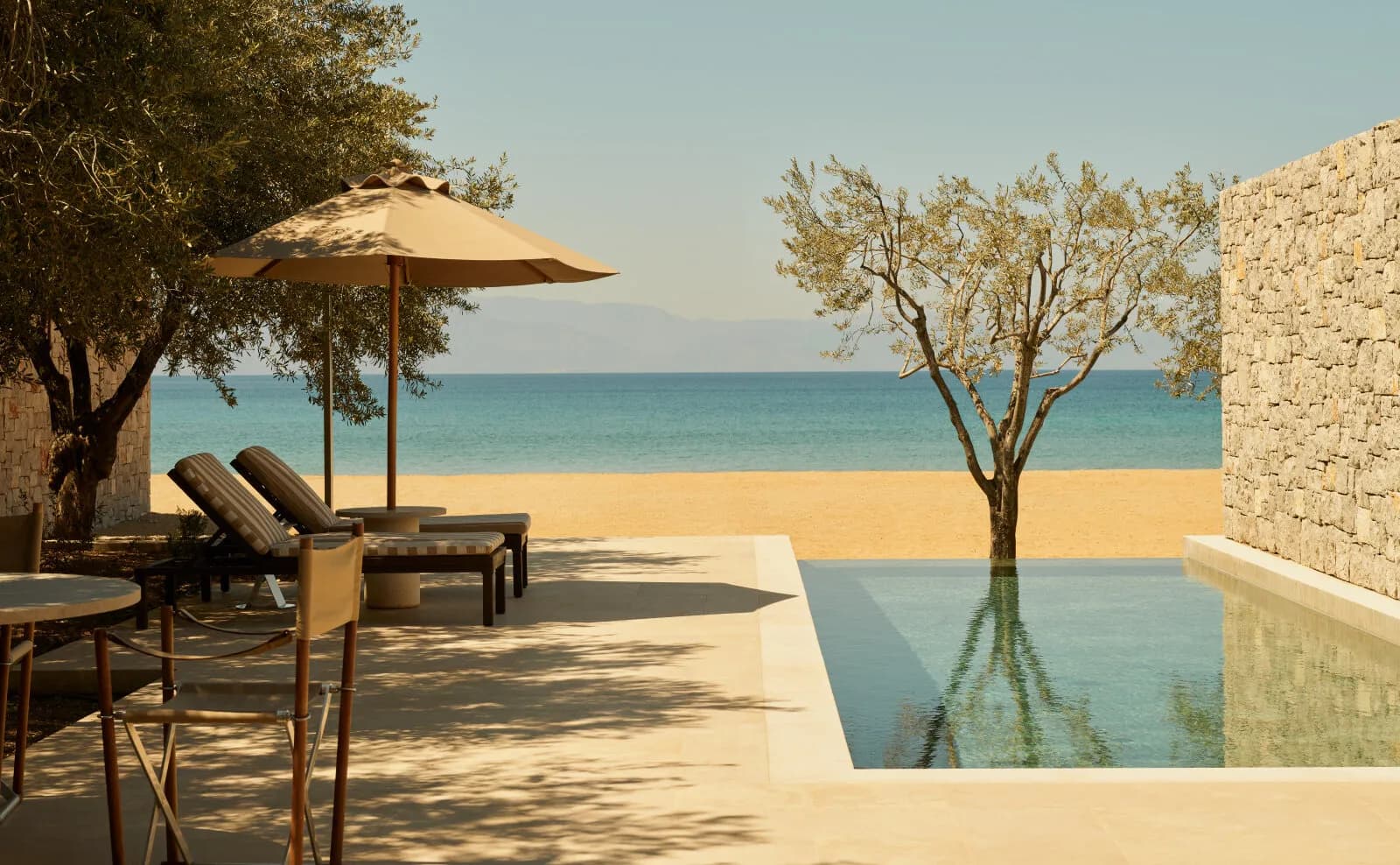 Amanzoe Beach Club in der Bucht bei Porto Heli