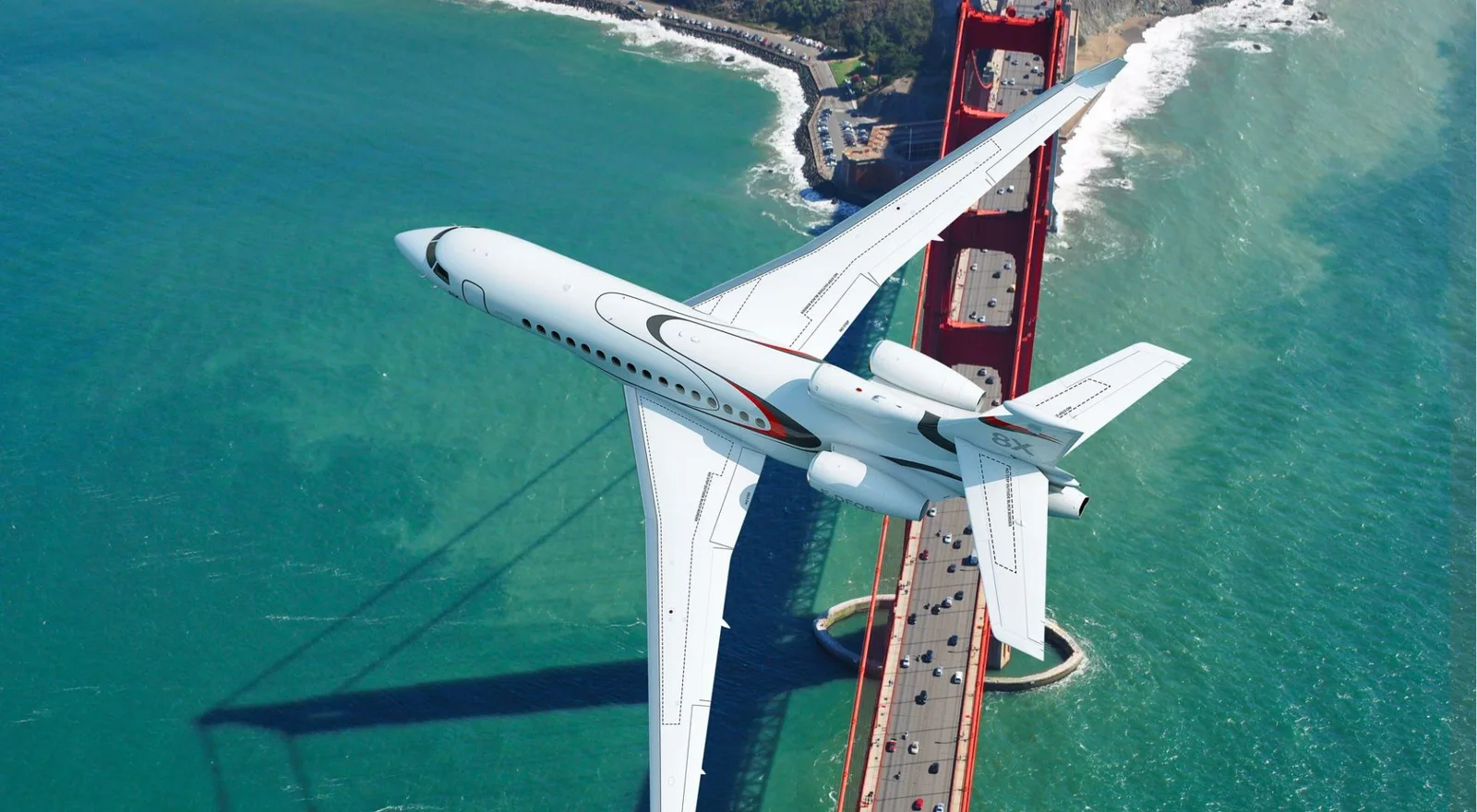 Dassault Falcon 8X in flight